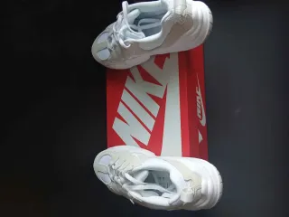 Nike Tech Hera Taglia 36.5 Nuove