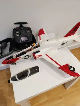 Avión RC Eléctrico con Turbina
