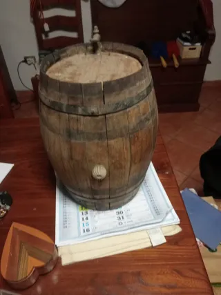 Botte piccola in legno