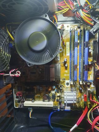 OFERTA Ordenador + Monitor + Memoria Extra