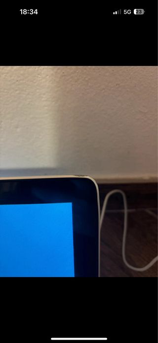 MacBook Pro Apple Argento/Grigio e caricatore