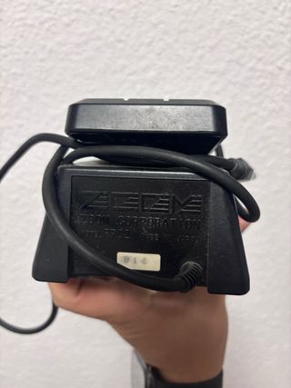 Pedalera Zoom 505 Guitar + Pedal Expresión