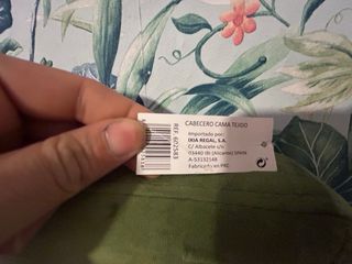 Cabecero de terciopelo verde