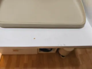 Cambiador de bebé con cajones