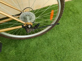 Bicicleta TENANT para poner a punto. Urge.