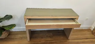 Tocador/Escritorio Ikea MALM Madera y Cristal