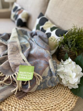 Manta/Capa Marithé François Girbaud