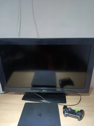 Consola PS4 Slim Negra