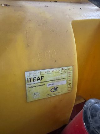 Cuba para sulfatar con toma de fuerza para tractor
