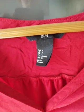Blusa H&M roja manga 3/4