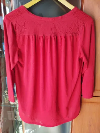 Blusa H&M roja manga 3/4