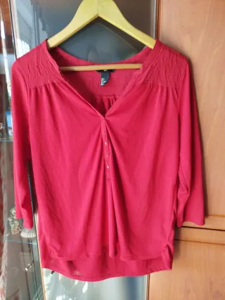 Blusa H&M roja manga 3/4