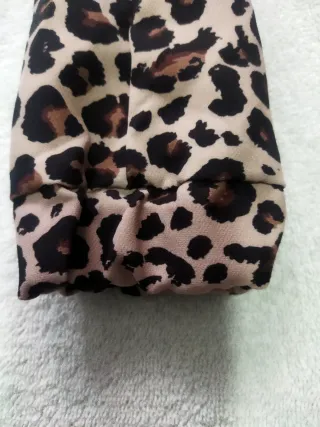 Chaqueta con estampado de leopardo