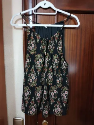 Camiseta tirantes Springfield, talla L