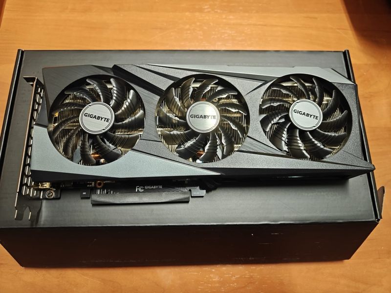 Tarjeta Gráfica Gigabyte RTX 3060 GAMING OC