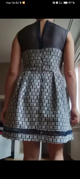 Vestido estampado blanco y negro