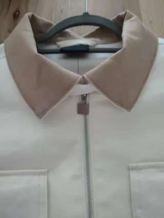 Cazadora Nike Air Jordan oversize beige XS