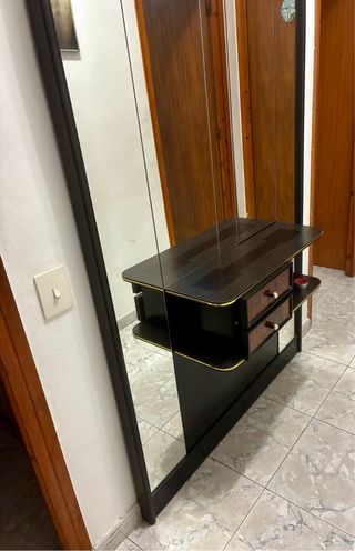 Espectacular Recibidor Vintage con Espejo