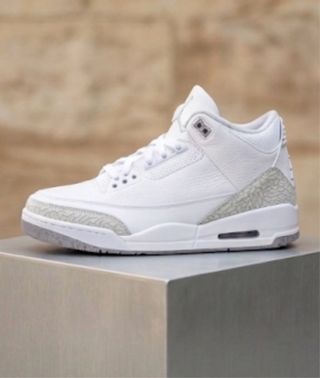 Zapatilla Jordan Air 3 Blanca Gris