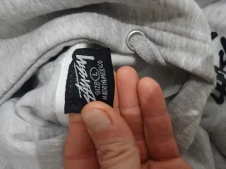 Felpa Stussy con cappuccio grigia