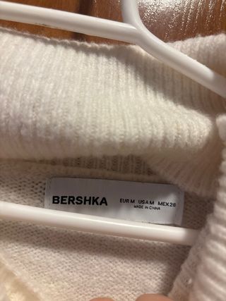Jersey Bershka blanco talla M