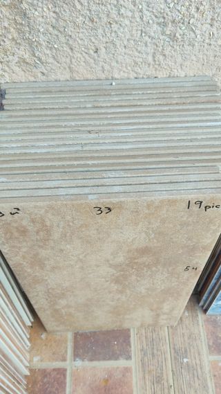 BALDOSA 33x33 cm - 19 piezas