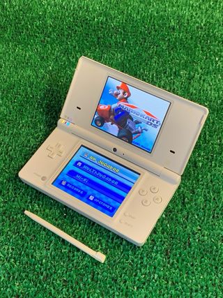 NINTENDO DSi