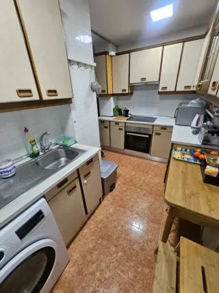 Se alquila habitación en pleno corazón de Vallecas