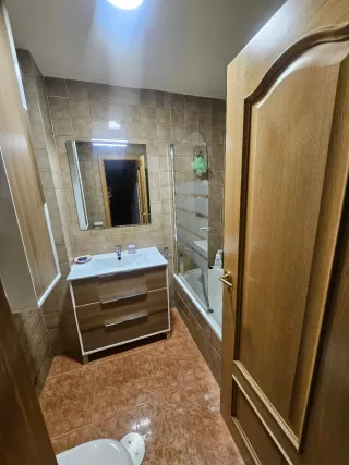 Se alquila habitación en pleno corazón de Vallecas