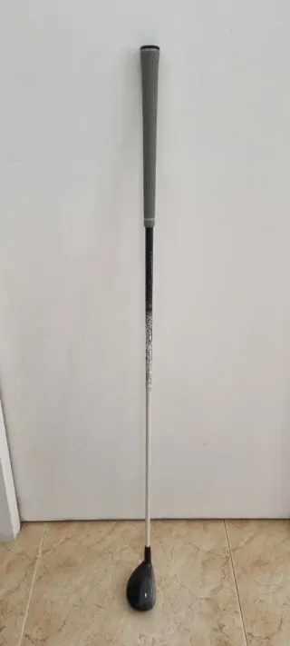 Híbrido Titleist H1 de 19° Stiff. Palos de Golf
