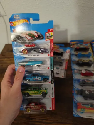 Lote de Hot Wheels