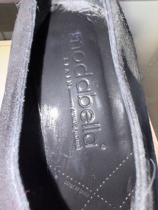 Tacones negros ante y charol