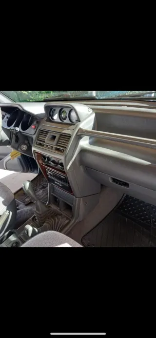Mitsubishi Montero 1996