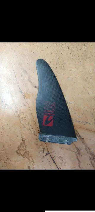 Aleta Windsurf Maui Ultra Fins X-Wave Carbon 24cm