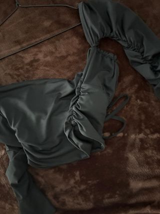 Top negro manga larga