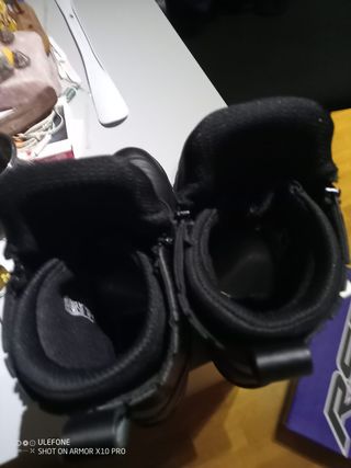 Botas RST Axiom Mid Negras