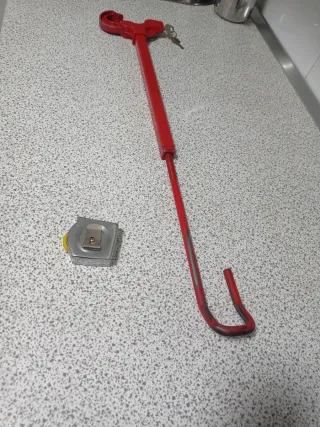 Barra antirrobo volante coche