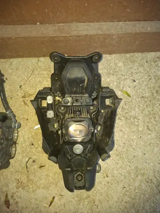 Faro Delantero MT09 SP 2021-2023