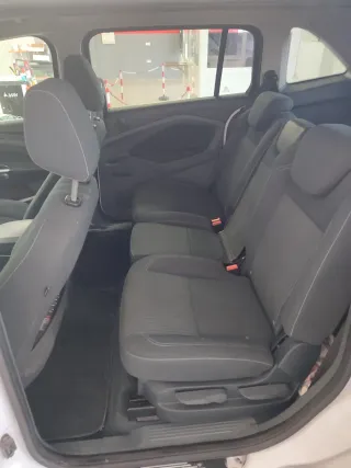 Ford Grand C-MAX 2012