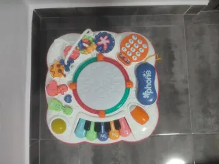 Mesa de actividades musical para bebés