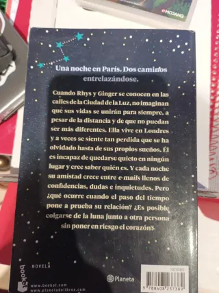 Nosotros en la luna: El libro más vendido del a...