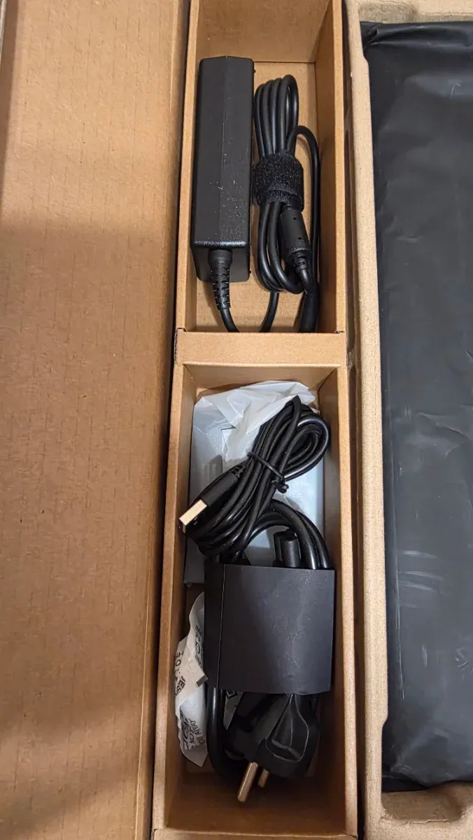 Dell Latitude 3550 Intel Ultra 5 16GB RAM afbeelding 2