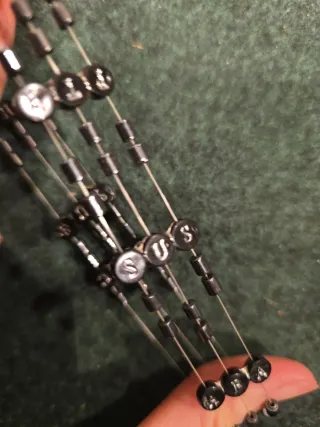 Pulsera Cuentas Negras 3 Hilos