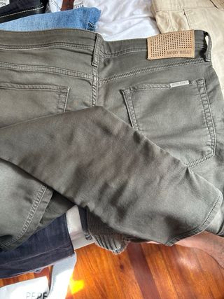 Pantalón Antony Morato Tapered Verde Oliva
