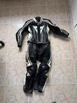 Mono de cuero Dainese 2 piezas