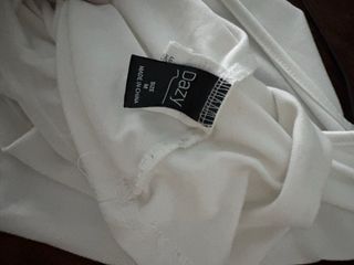 Camiseta blanca manga larga escote cuadrado