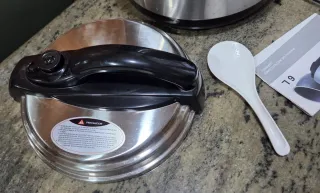 Olla a presión eléctrica Bernar programable