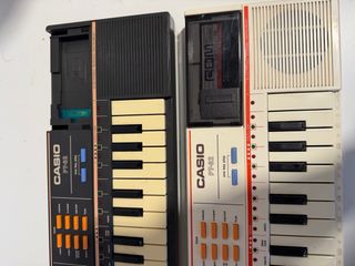 Teclados Casio PT-82. El blanco funcionando