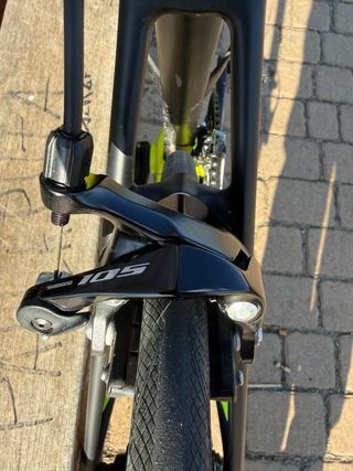 Bicicleta carretera carbono Megamo