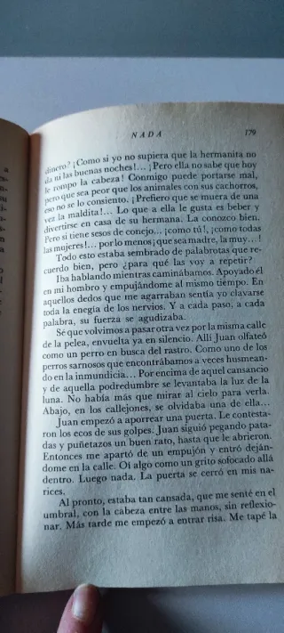 Nada (Destinolibro) (Spanish Edition)